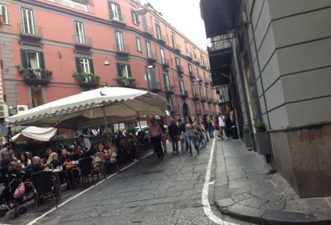 Suite Rodino Napoli Bagian luar foto